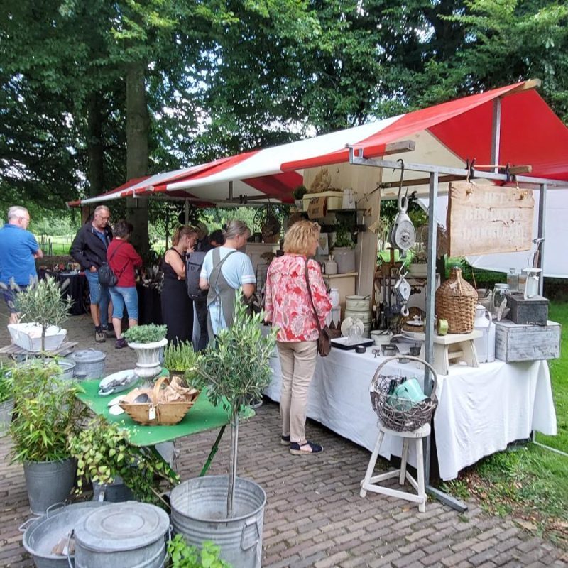 Brocantekraampjes-qpjxia4gnletum0tsnfbogbhfnttfr25h7w3is2kao